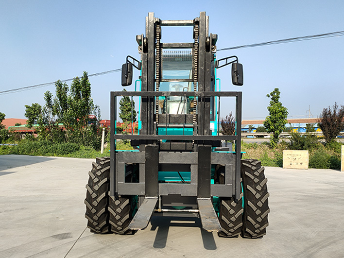 50 off-road forklift