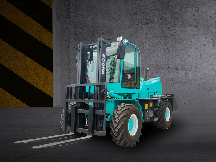 35 off-road forklift