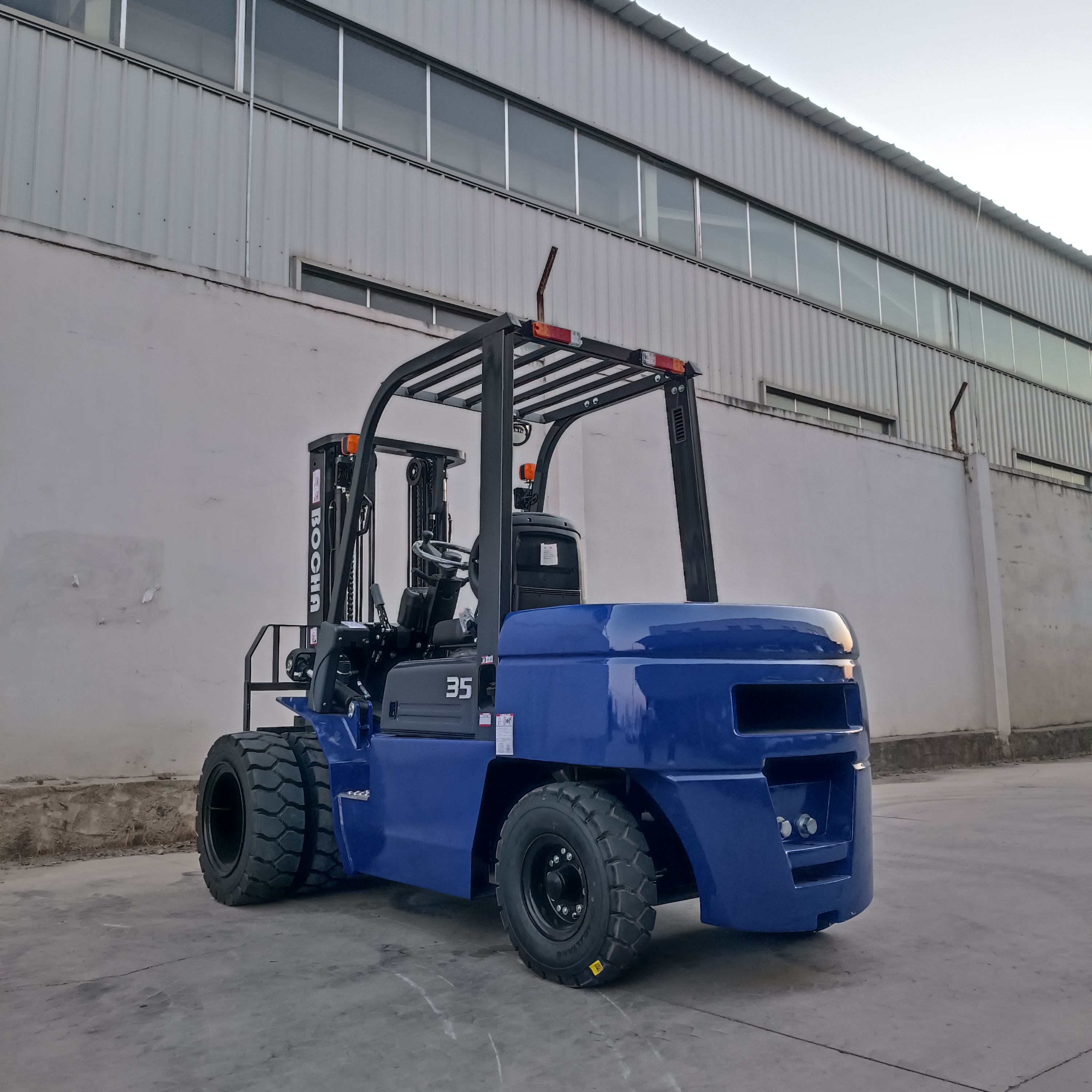3-ton diesel mounted internal combustion forklift